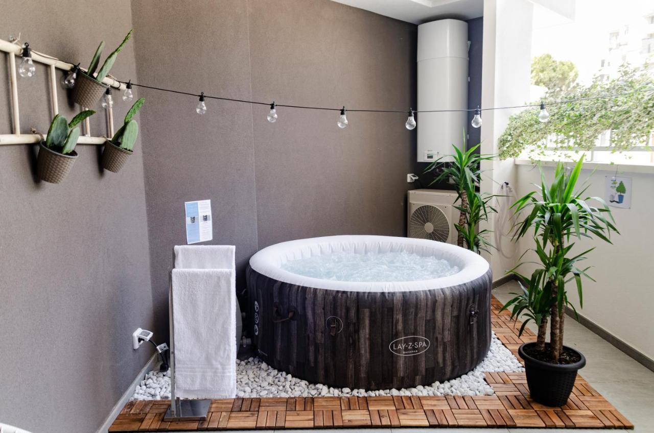 Apulialux Design Apartment - Relax, Spa E Free Parking Bari Eksteriør bilde