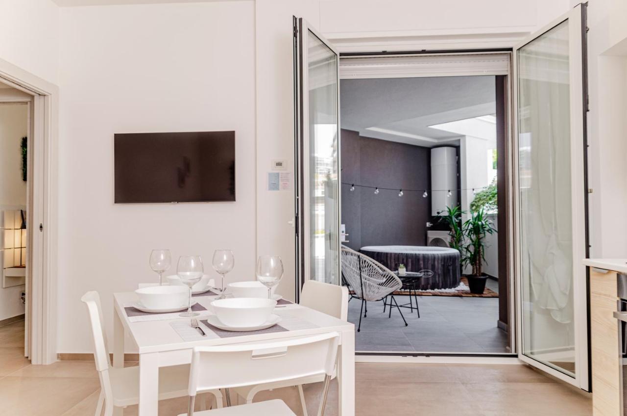 Apulialux Design Apartment - Relax, Spa E Free Parking Bari Eksteriør bilde