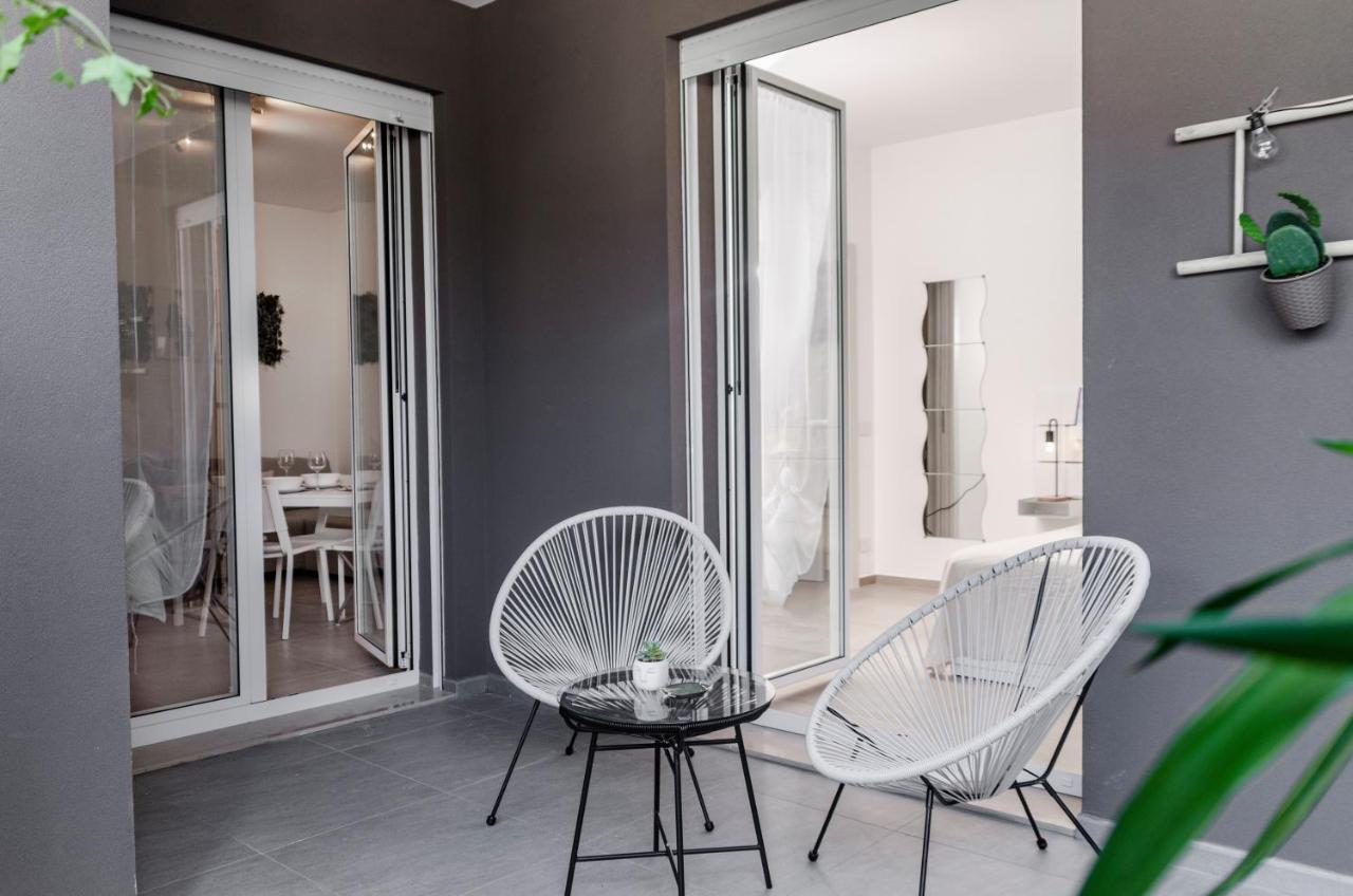 Apulialux Design Apartment - Relax, Spa E Free Parking Bari Eksteriør bilde
