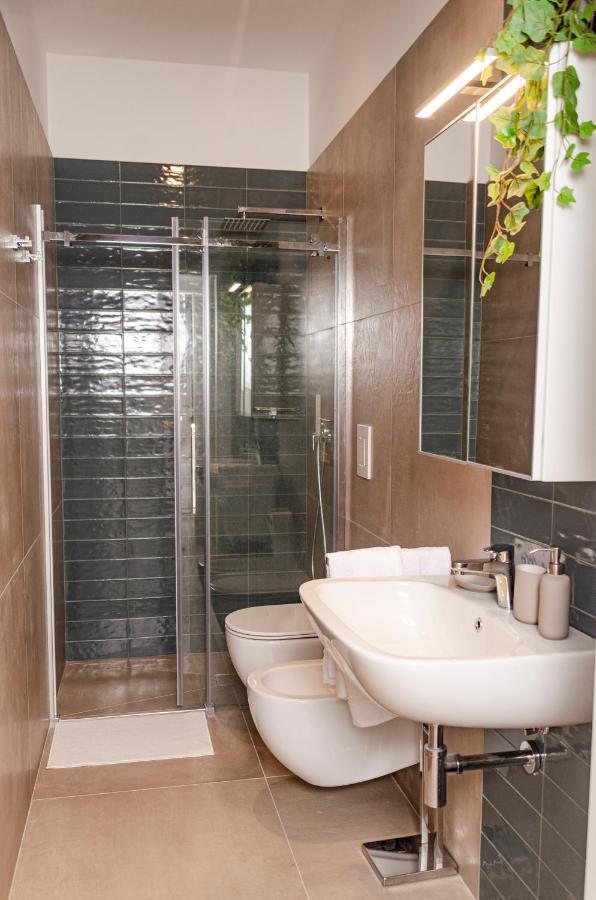 Apulialux Design Apartment - Relax, Spa E Free Parking Bari Eksteriør bilde